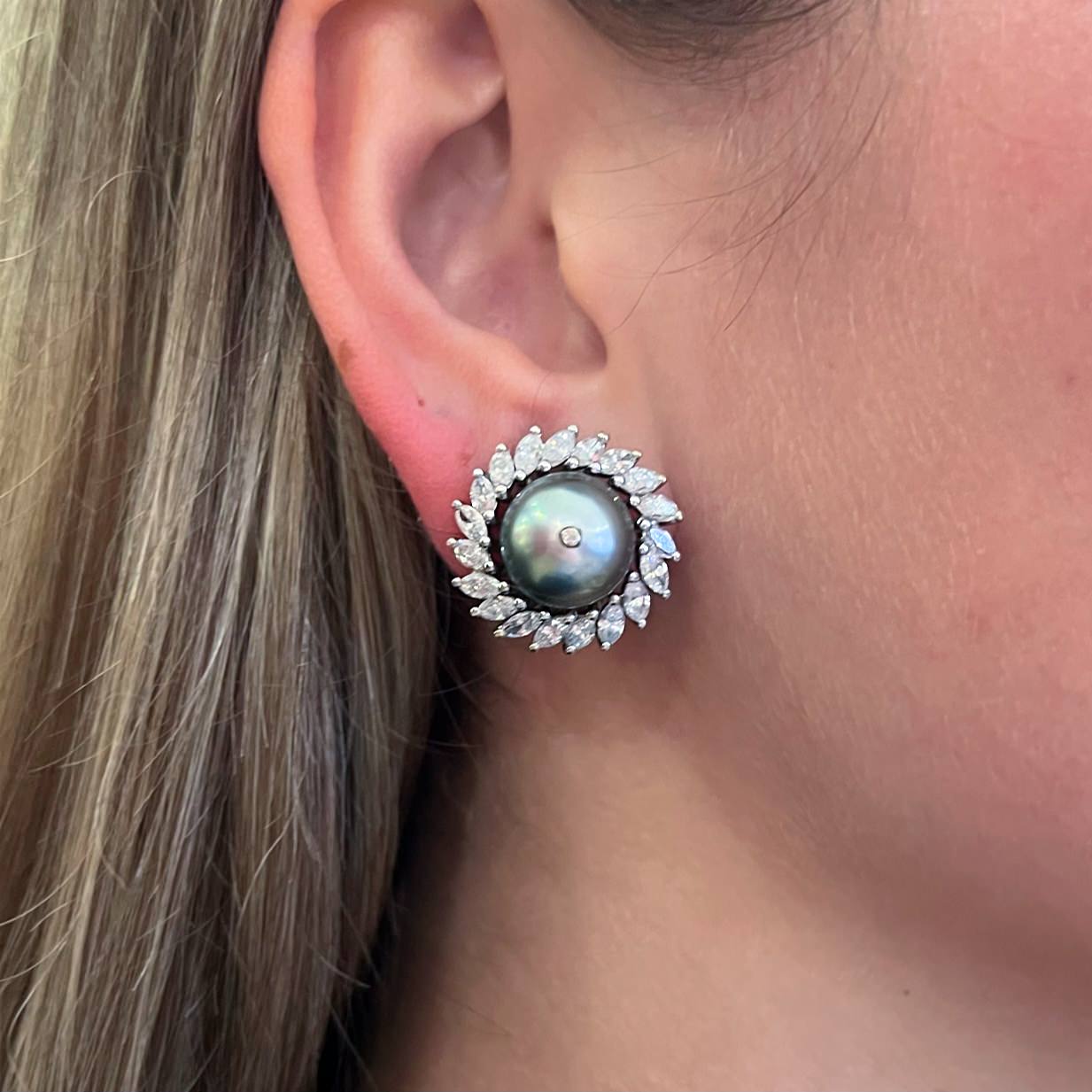 Borra White Gold Tahitian Pearl Diamond Earrings
