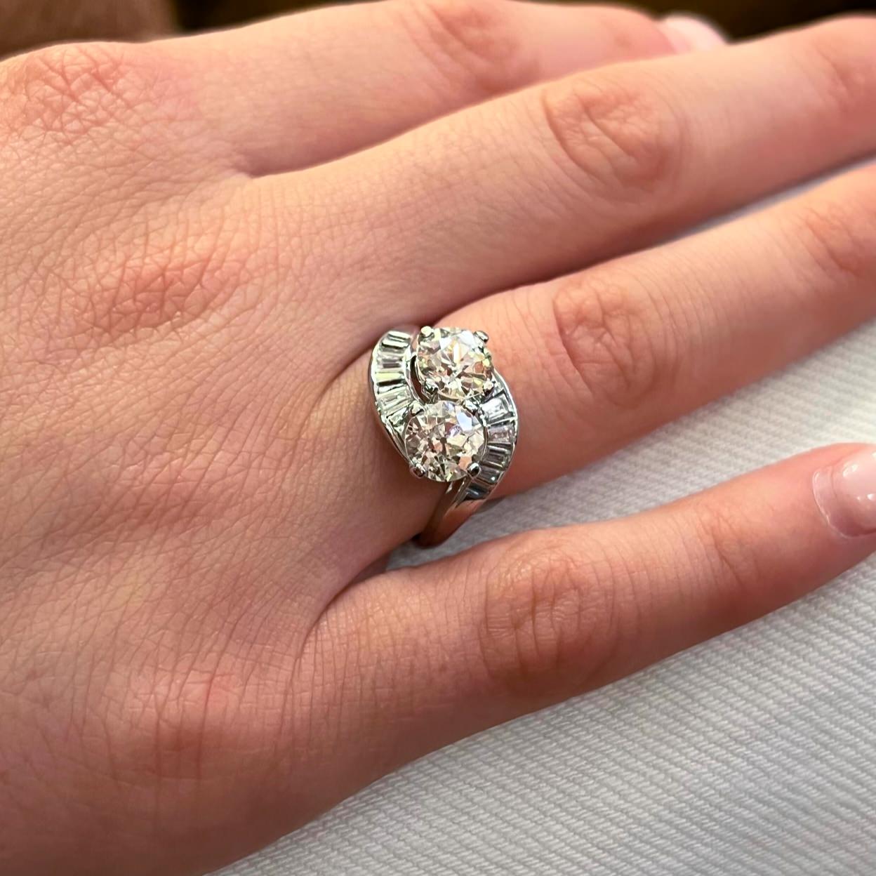 Platinum Diamond "Toi et Moi" 3.20 Carats Ring