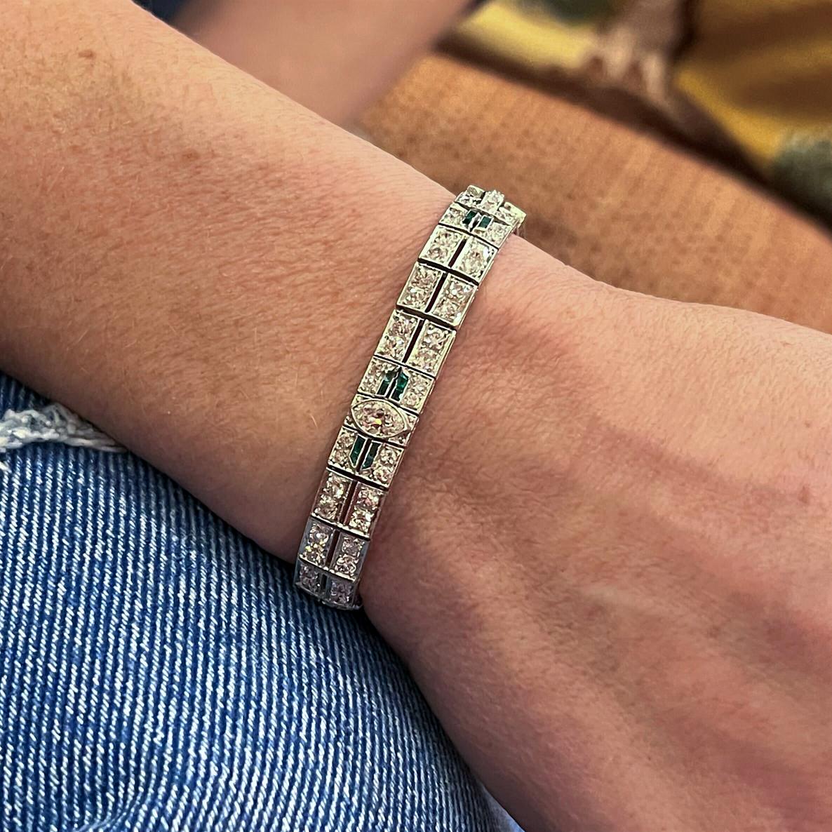 Art Deco Emerald Diamond Platinum Bracelet