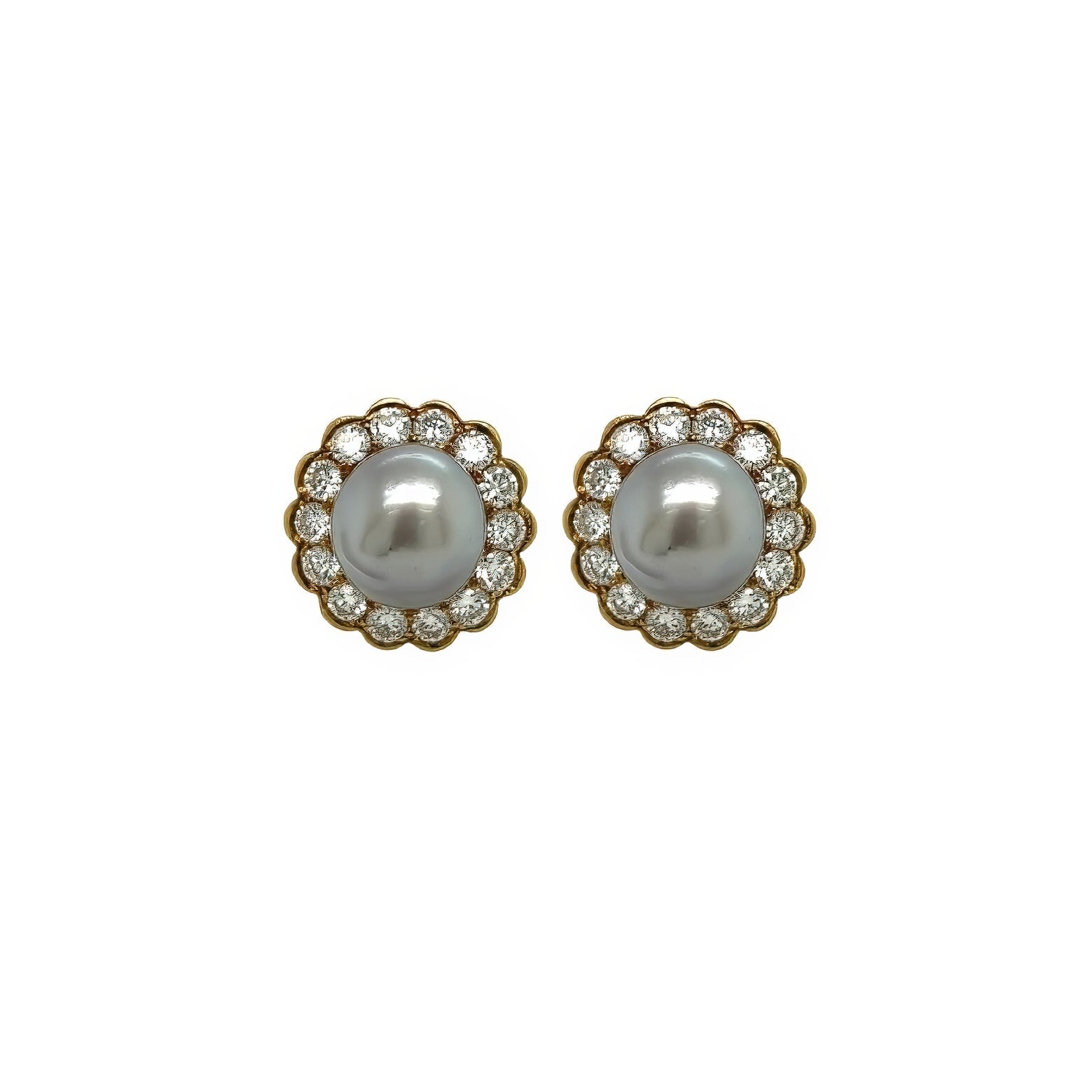 Gray Tahitian Pearl Diamond Earrings