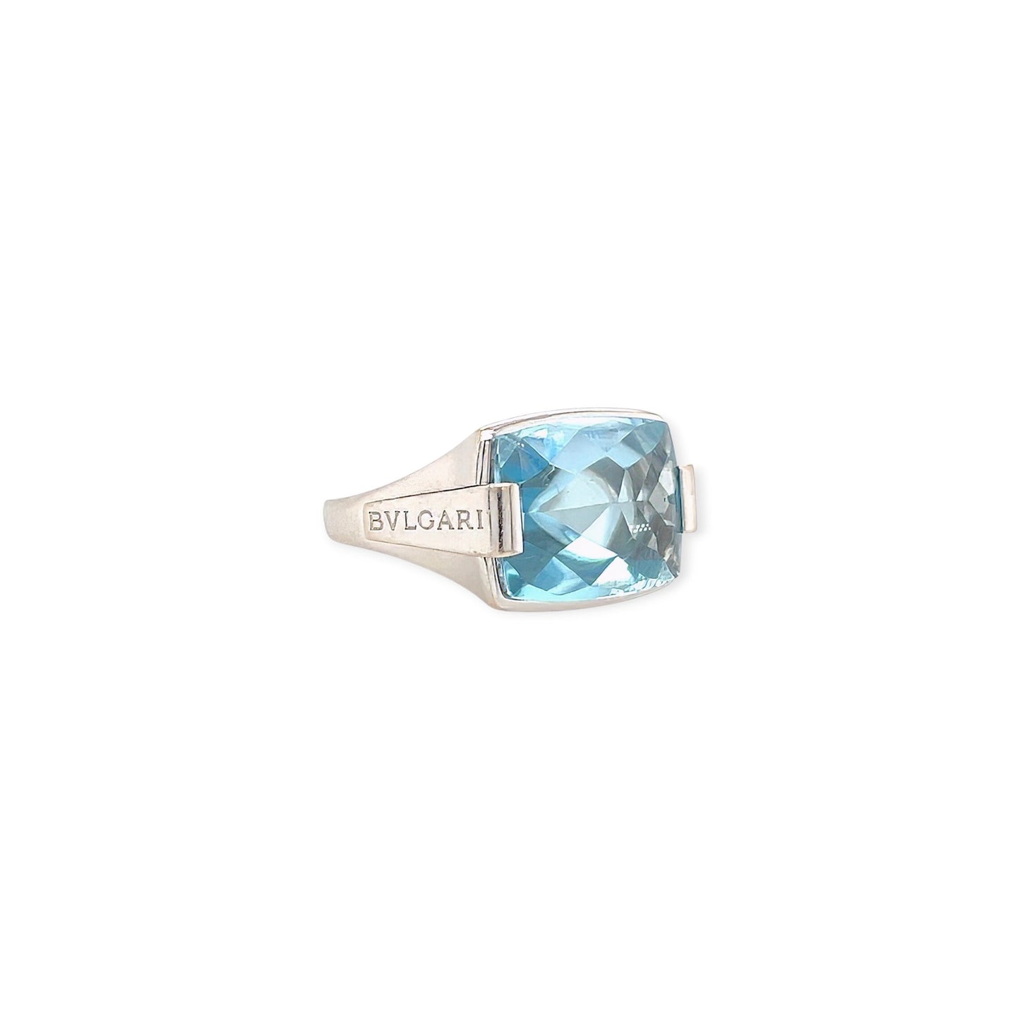 Bulgari Metropolis Blue Topaz White Gold Ring