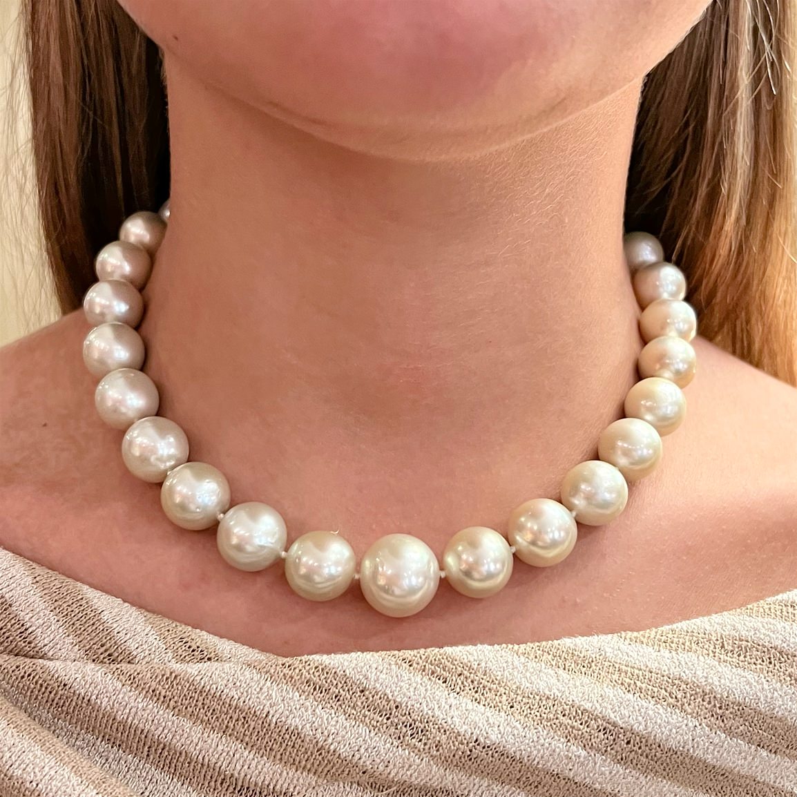Light Champagne South Sea Pearl White Gold Necklace