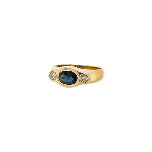 Gold Oval Sapphire Diamond Ring