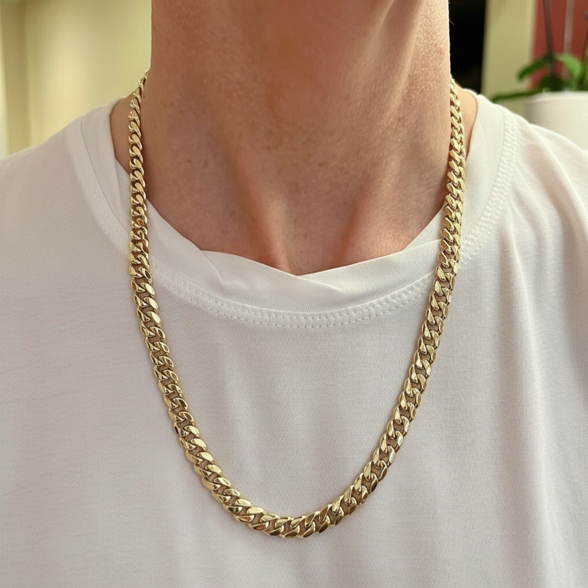 Gold Heavy Curb Link Necklace