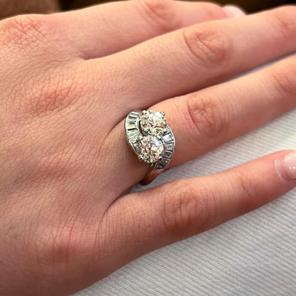 Platinum Diamond "Toi et Moi" 3.20 Carats Ring