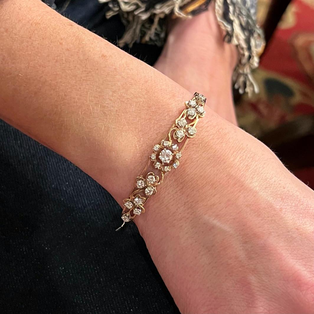 Gold Diamond Floral Openwork Bracelet